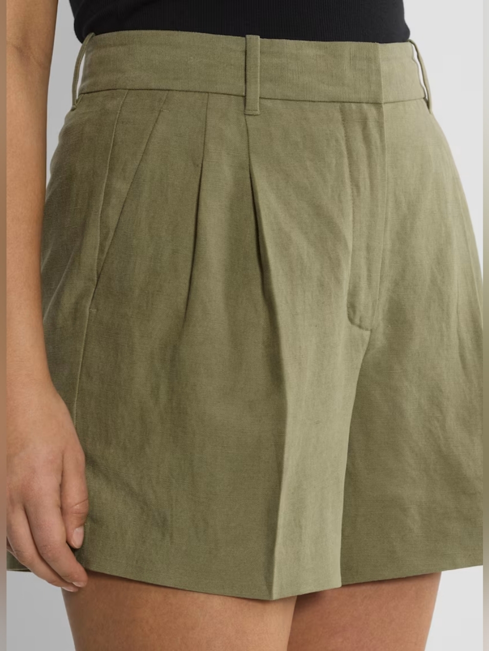 Zara Khaki Linen Shorts, Small